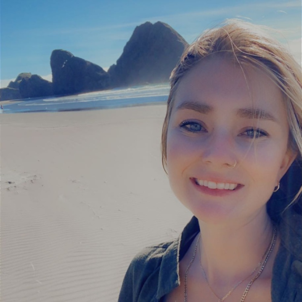 Meet your Posher, Dani